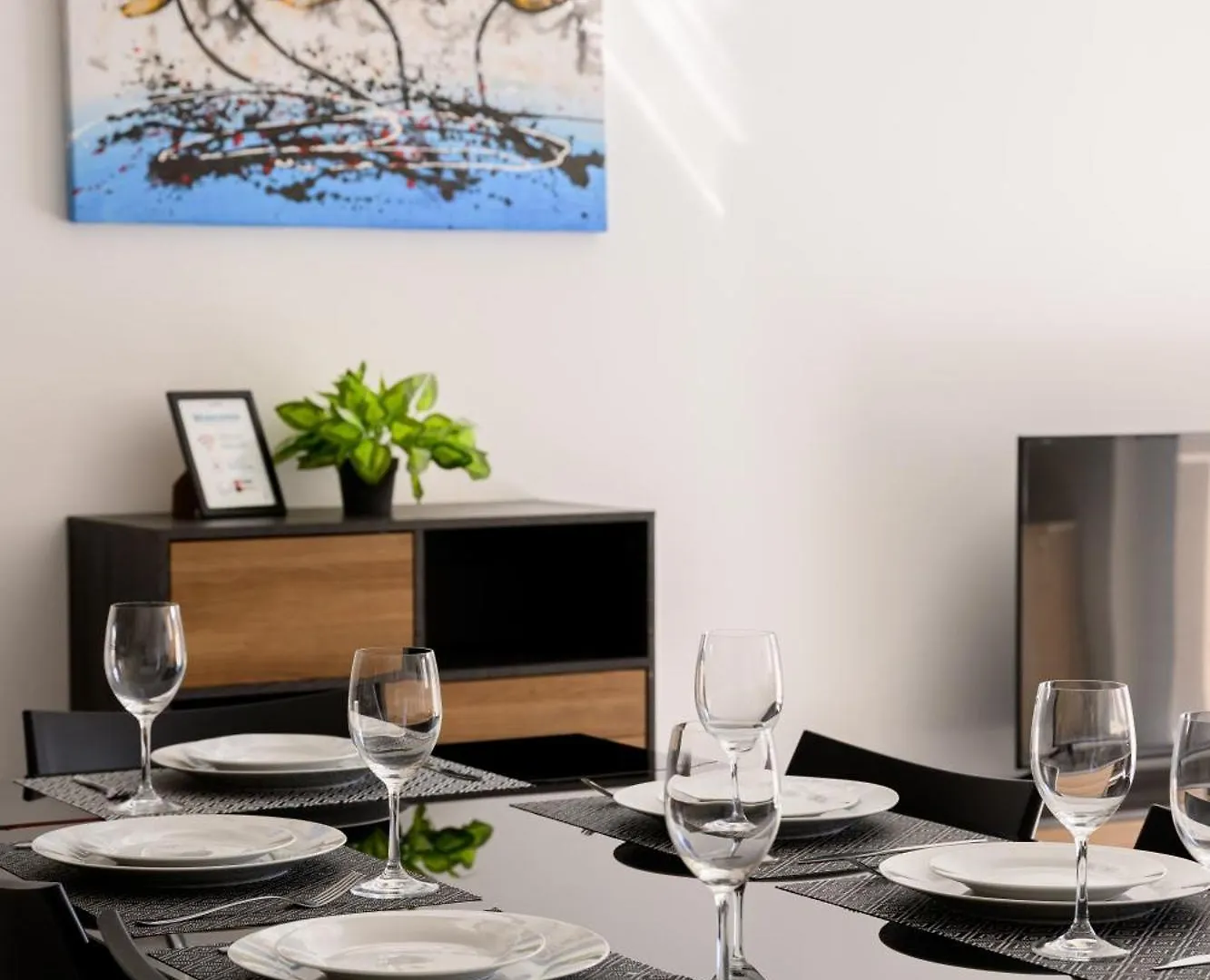 F9 Room 2, Private Room Two Single Beds Shared Bathroom In Shared Flat Msida 0*,  Malta