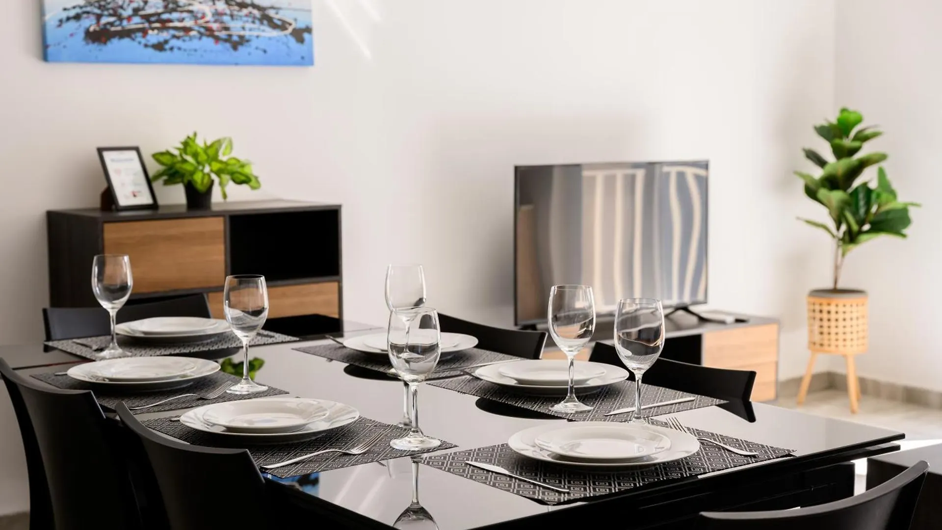Homestay F9 Room 2, Private Room Two Single Beds Shared Bathroom In Shared Flat Msida