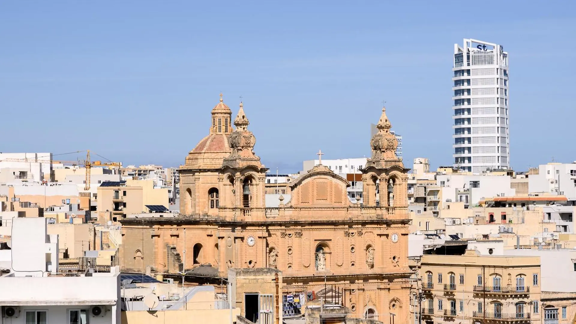 Homestay F9 Room 2, Private Room Two Single Beds Shared Bathroom In Shared Flat Msida Malta